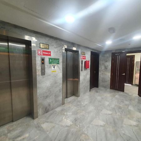 Terminal Inn Old Airport Hotel & Apartment Ντόχα Εξωτερικό φωτογραφία